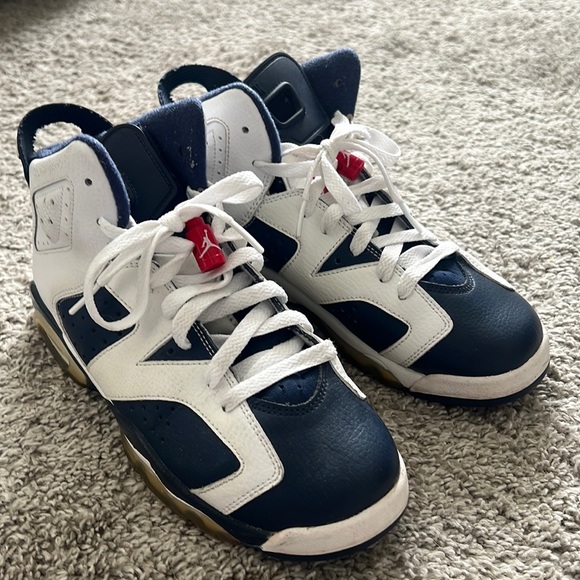 Jordan 6 retro Olympic size 5.5/7 women’s - Picture 2 of 6